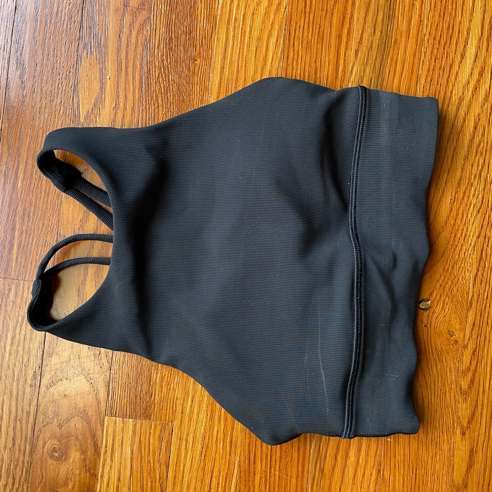Lululemon Energy Longline Bra
Ribbed